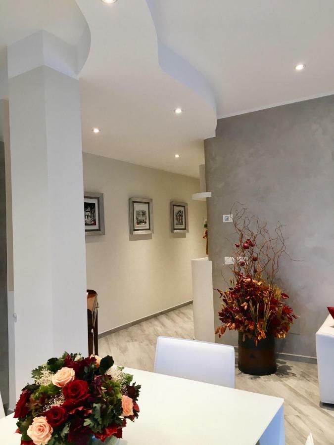 ストレーザA Casa Di Chiaraアパートメント エクステリア 写真