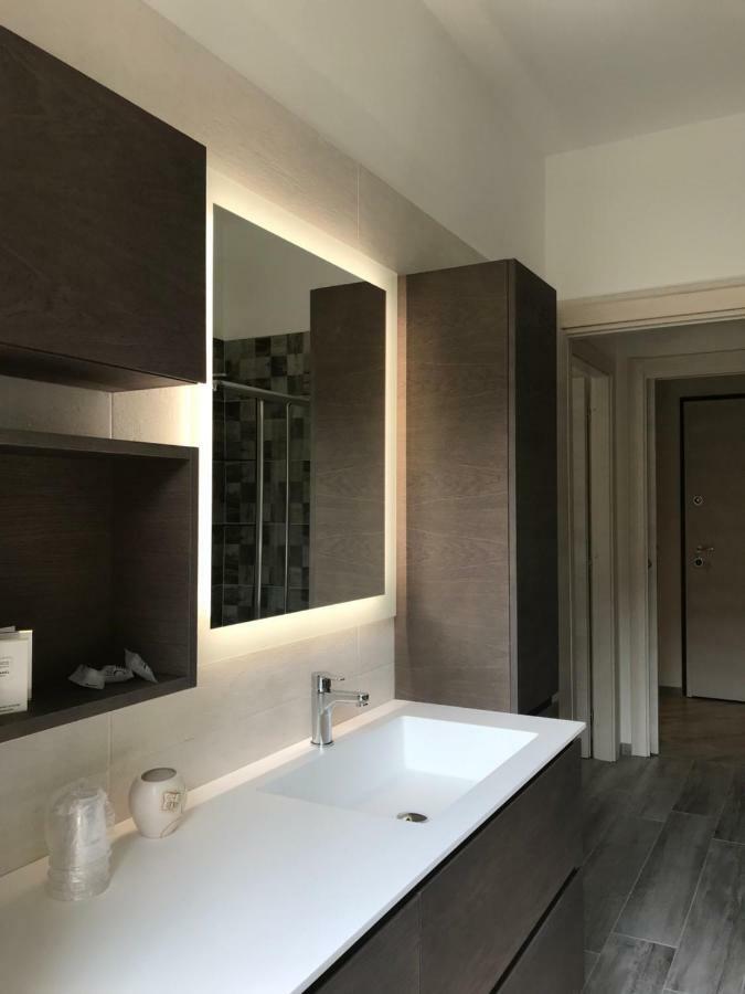 ストレーザA Casa Di Chiaraアパートメント エクステリア 写真